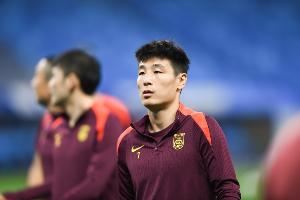 ：武磊准时抵达国足报到&暂无法参加合练 能否出征印尼存疑
